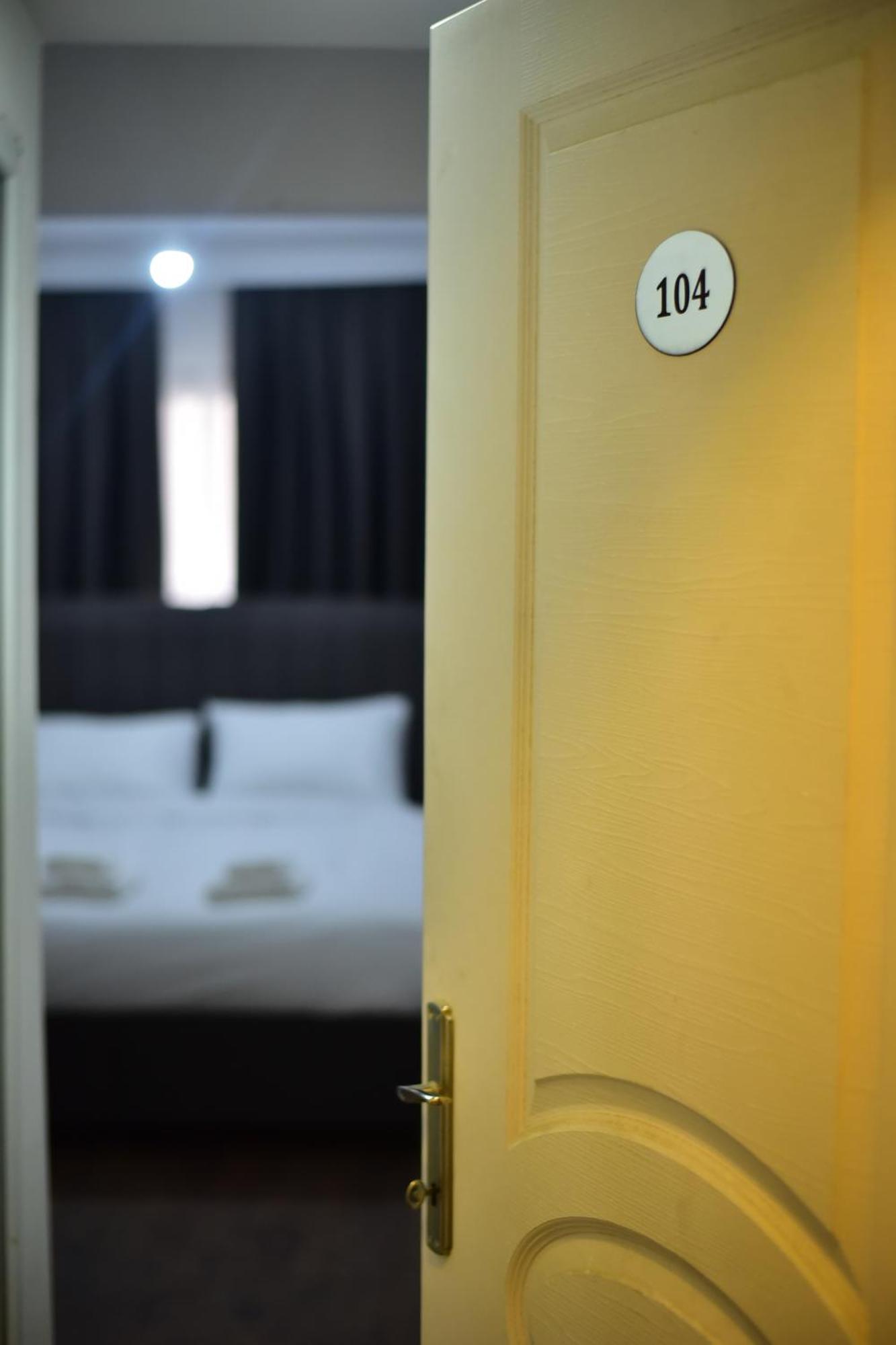 Navan Hotel อิสตันบูล ภายนอก รูปภาพ